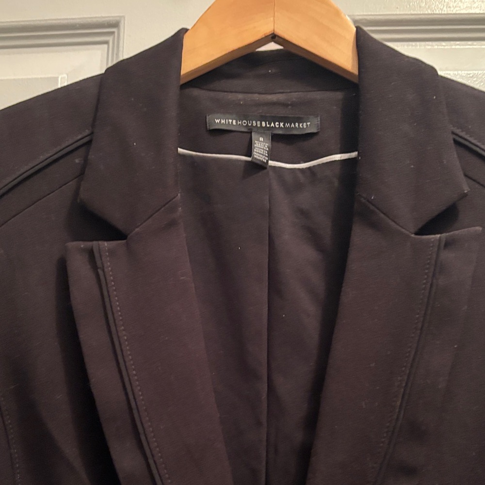 WHBM 3/4 sleeves Tailored 1940’s style Black Blazer